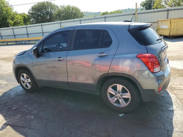 3GNCJKSB4LL316097 Chevrolet Trax LS 2