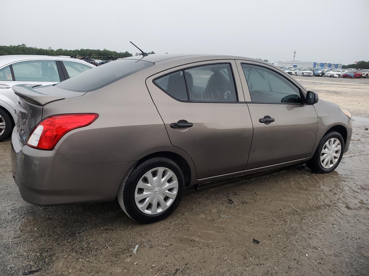 2015 Nissan Versa S vin: 3N1CN7AP0FL916663