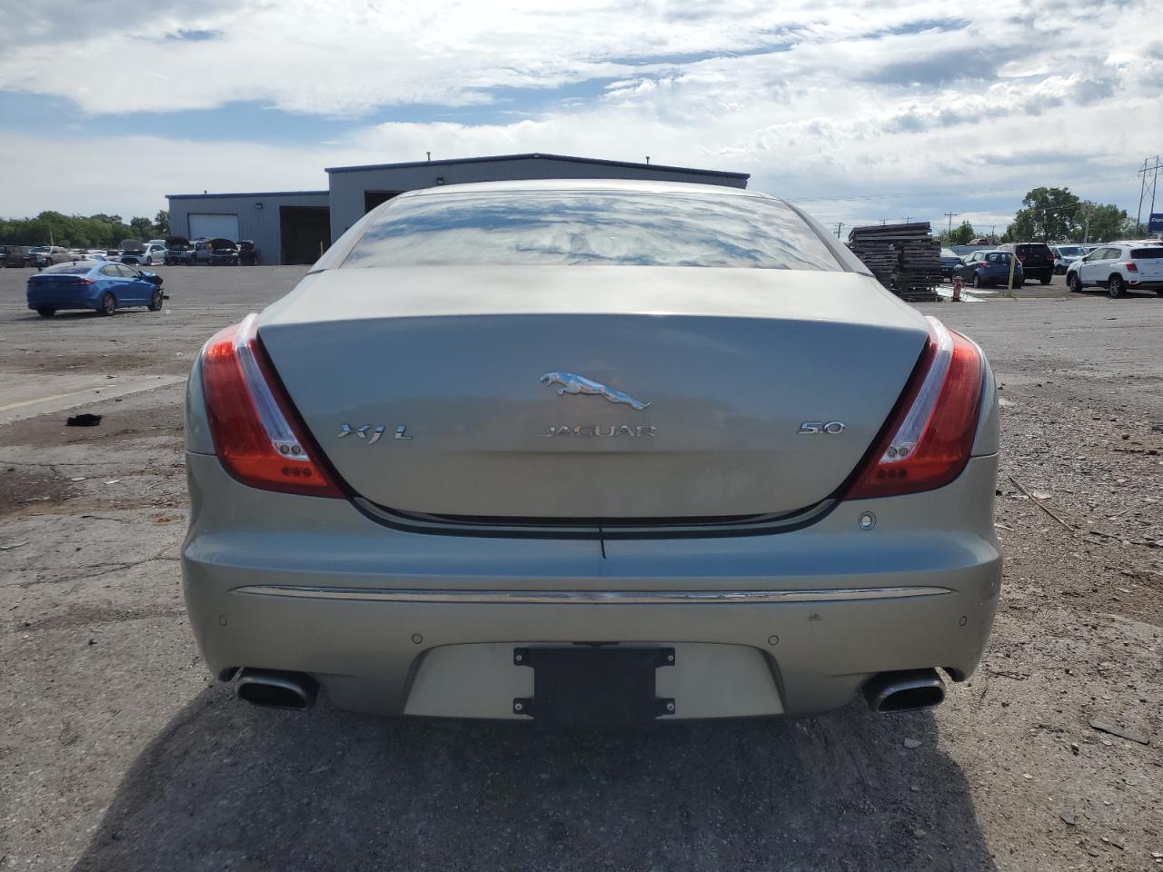 SAJWA2GB0CLV34176 2012 Jaguar Xjl