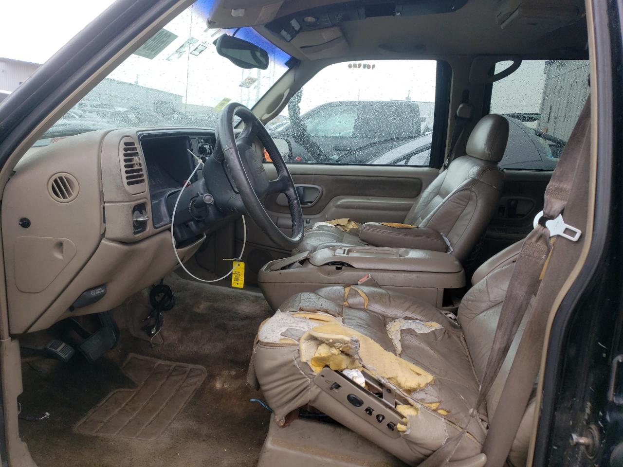 1GKFK16R9XJ704173 1999 GMC Suburban K1500