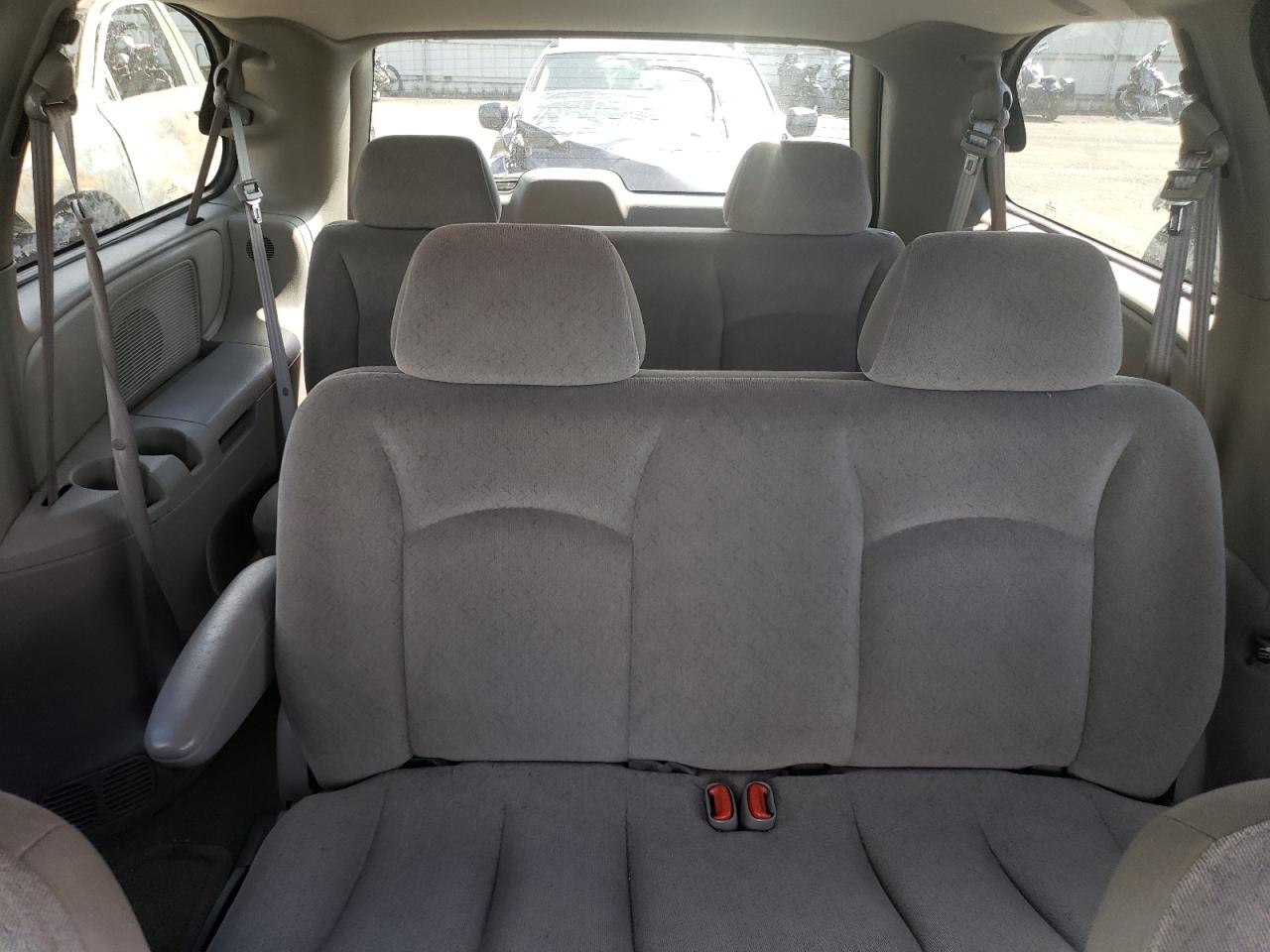 2C8GP44343R144357 2003 Chrysler Town & Country Lx