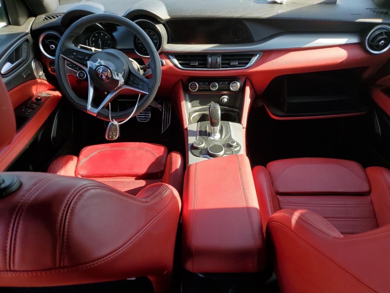 ZASFAKNN5J7B74458 2018 Alfa Romeo Stelvio Ti Sport