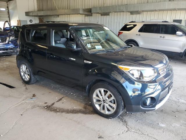 2018 Kia Soul + VIN: KNDJP3A50J7517657 Lot: 61874634