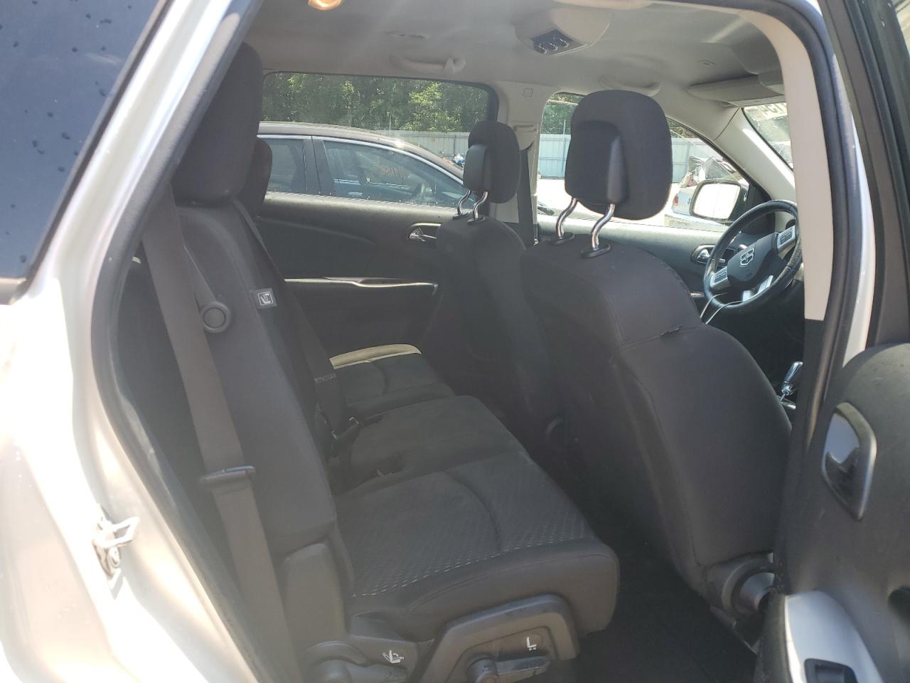 3C4PDCAB7JT288284 2018 Dodge Journey Se