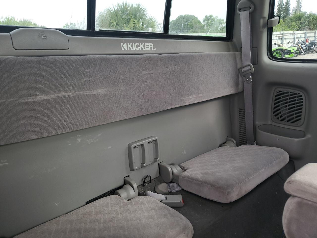 5TESM92N42Z133356 2002 Toyota Tacoma Xtracab Prerunner