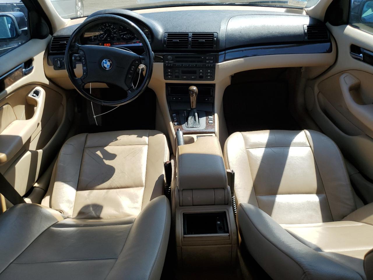 WBAAZ33404KP83970 2004 BMW 325 Is Sulev