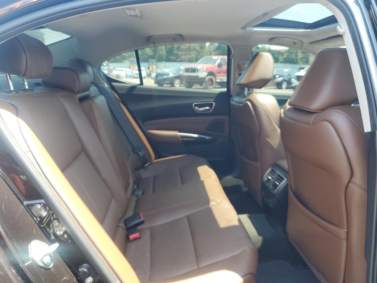 19UUB2F71JA008598 2018 Acura Tlx Advance