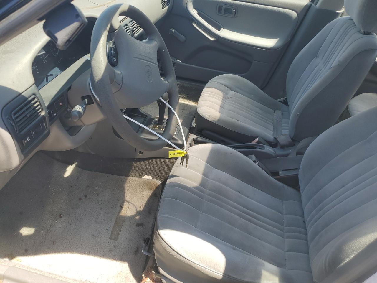 JN1EB31F9PU502614 1993 Nissan Sentra E