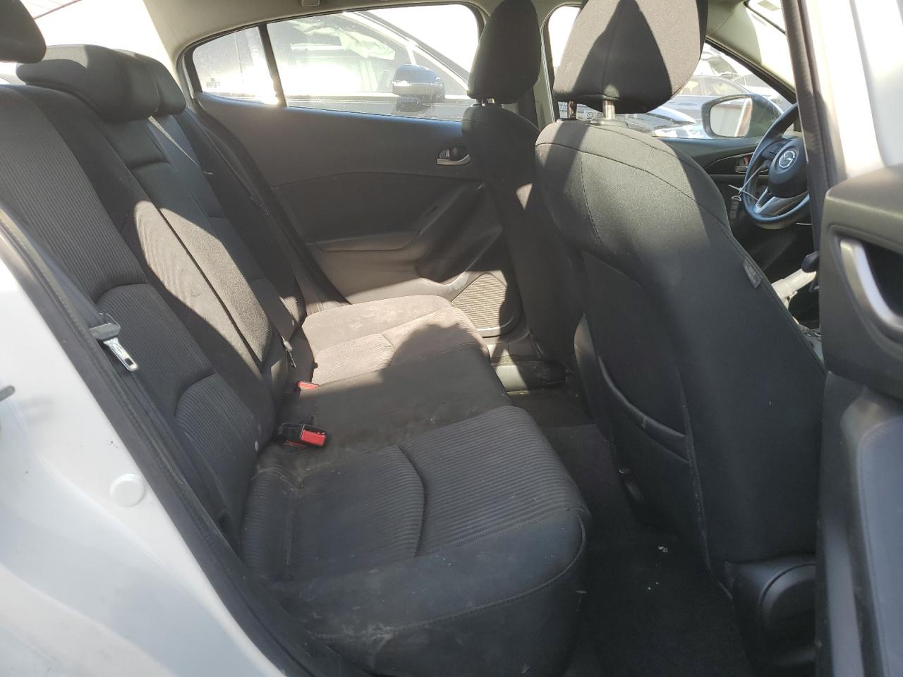 JM1BM1U72G1286397 2016 Mazda 3 Sport