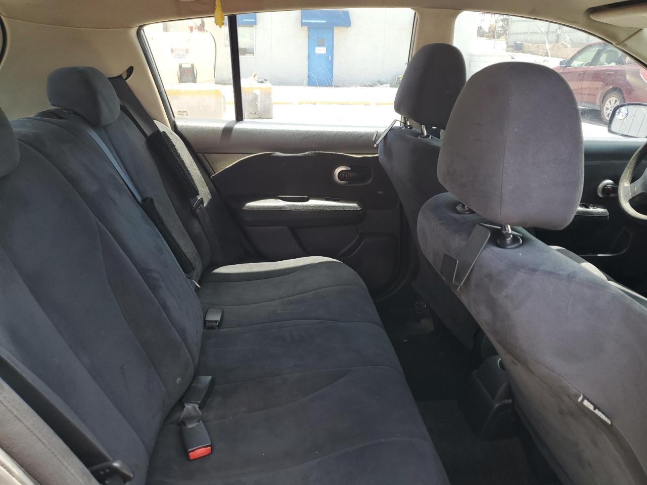 3N1BC13E28L439327 2008 Nissan Versa S