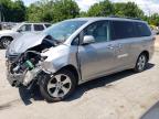 TOYOTA SIENNA LE photo