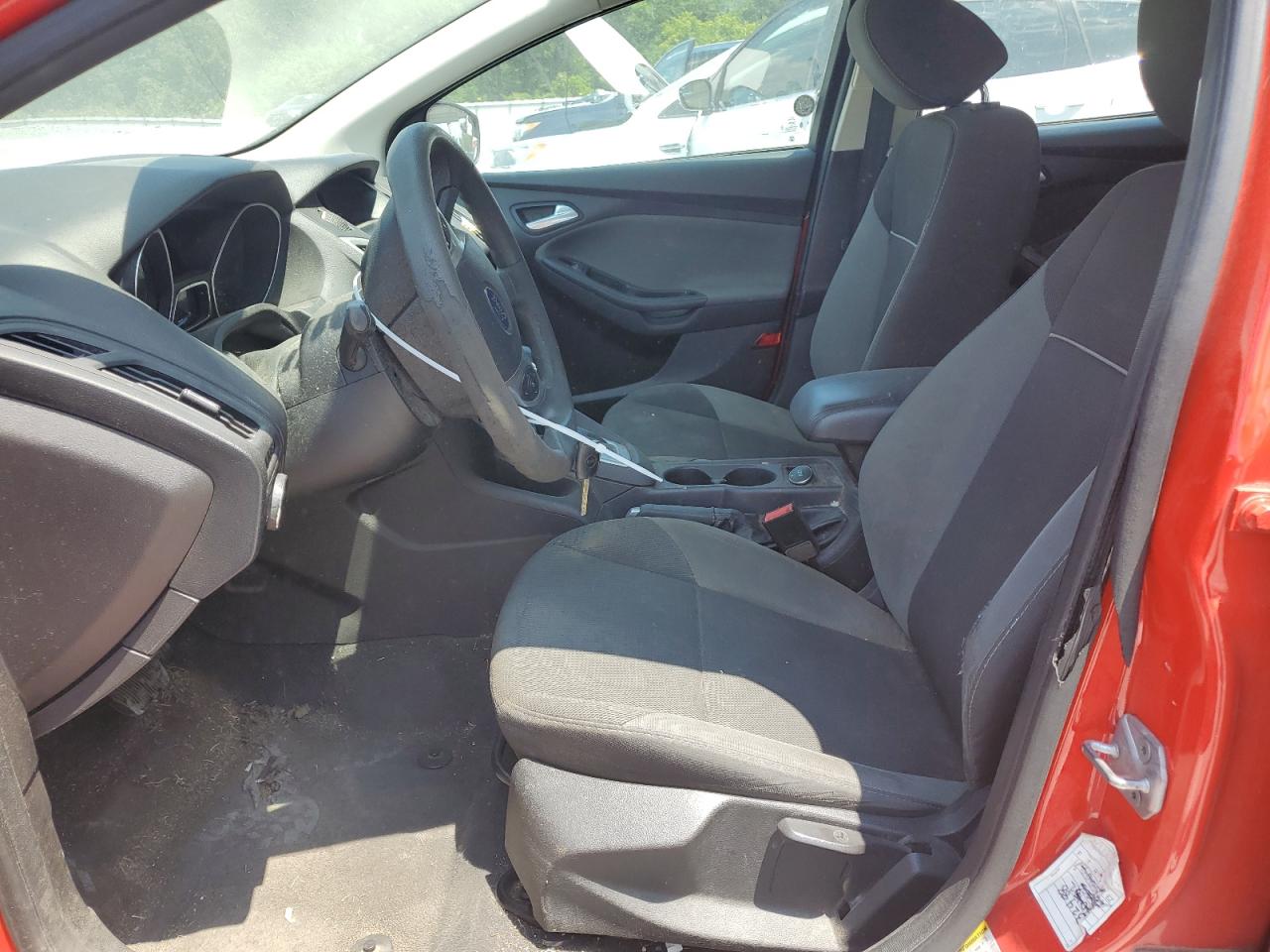 2014 Ford Focus Se vin: 1FADP3F26EL177588