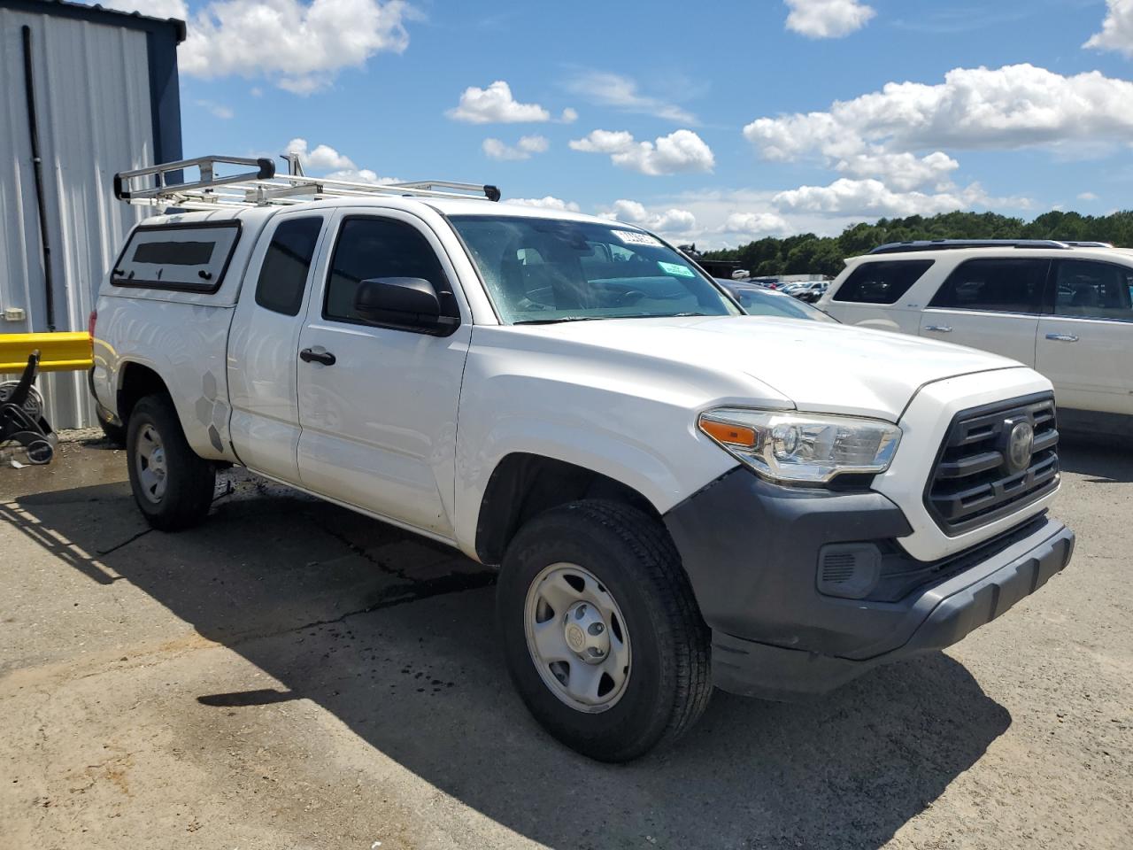 2018 Toyota Tacoma Access Cab vin: 5TFRX5GN2JX108260