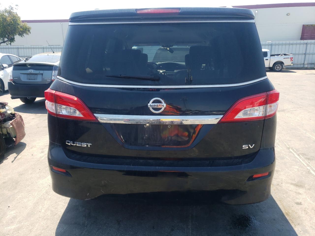 JN8AE2KP4E9100296 2014 Nissan Quest S