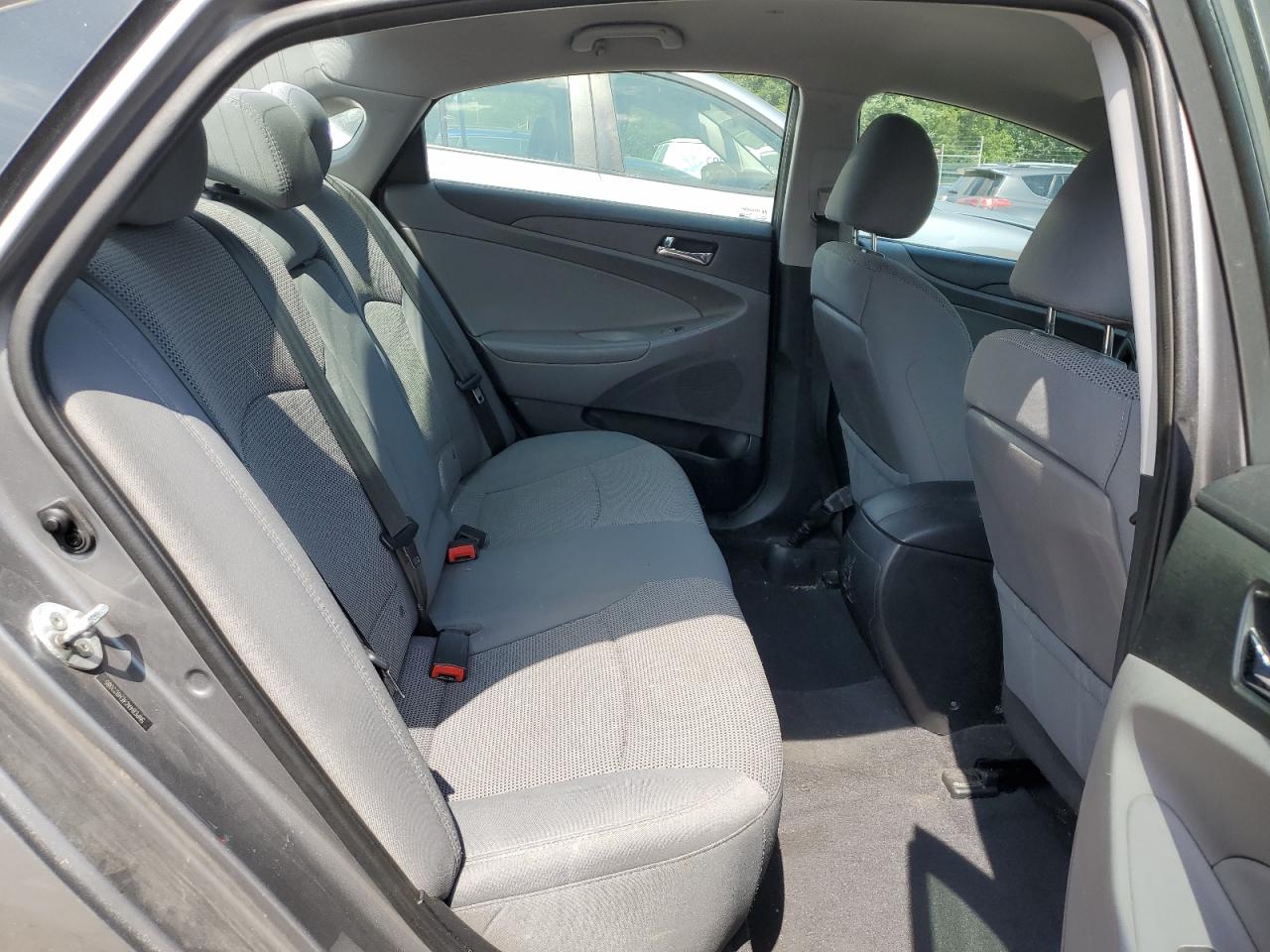 5NPEB4AC4EH922085 2014 Hyundai Sonata Gls