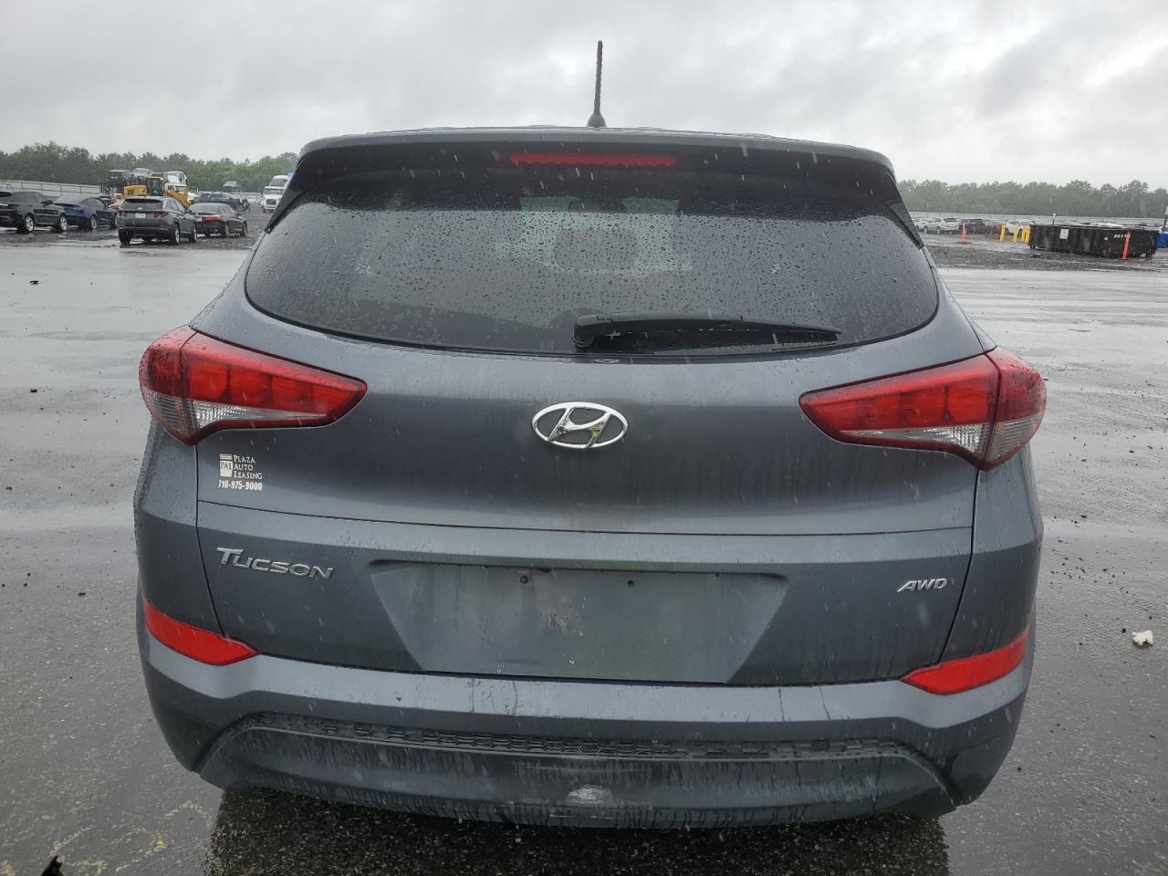 KM8J2CA47JU703909 2018 Hyundai Tucson Se