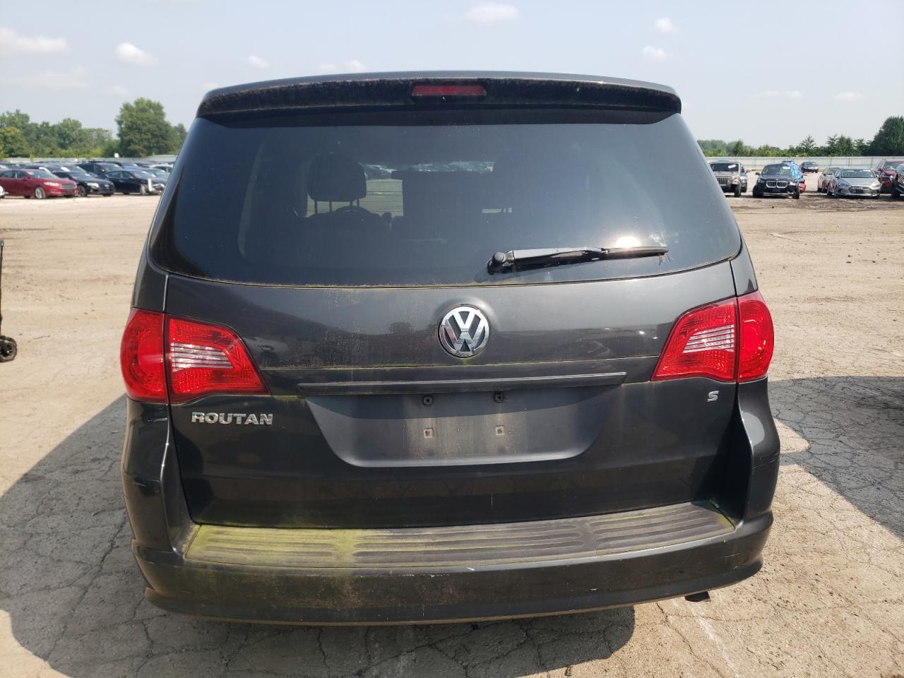 2V4RW4DG9BR642347 2011 Volkswagen Routan S