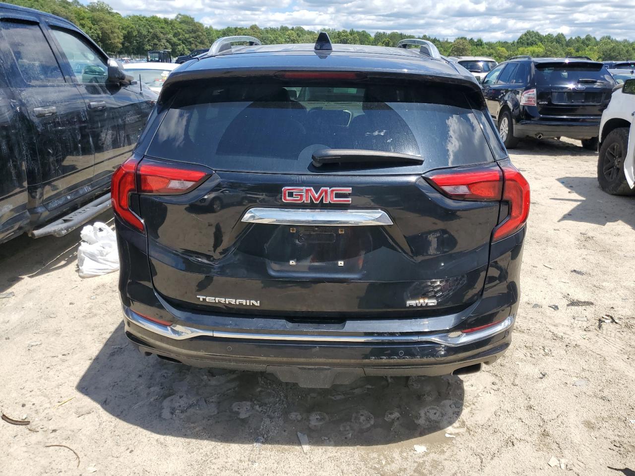 3GKALXEX3JL136738 2018 GMC Terrain Denali