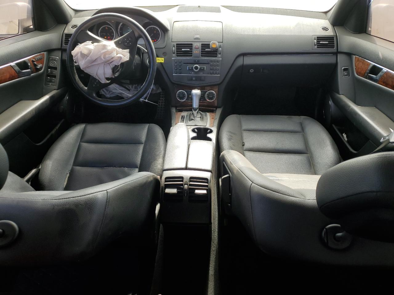 WDDGF5EB8BA465570 2011 Mercedes-Benz C 300