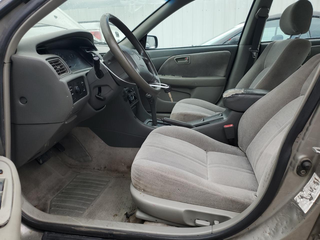 JT2BF22K8X0202184 1999 Toyota Camry Le