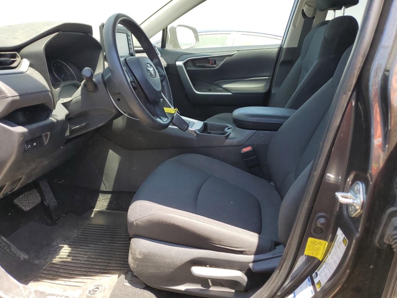 4T3M6RFV5MU008541 2021 Toyota Rav4 Le