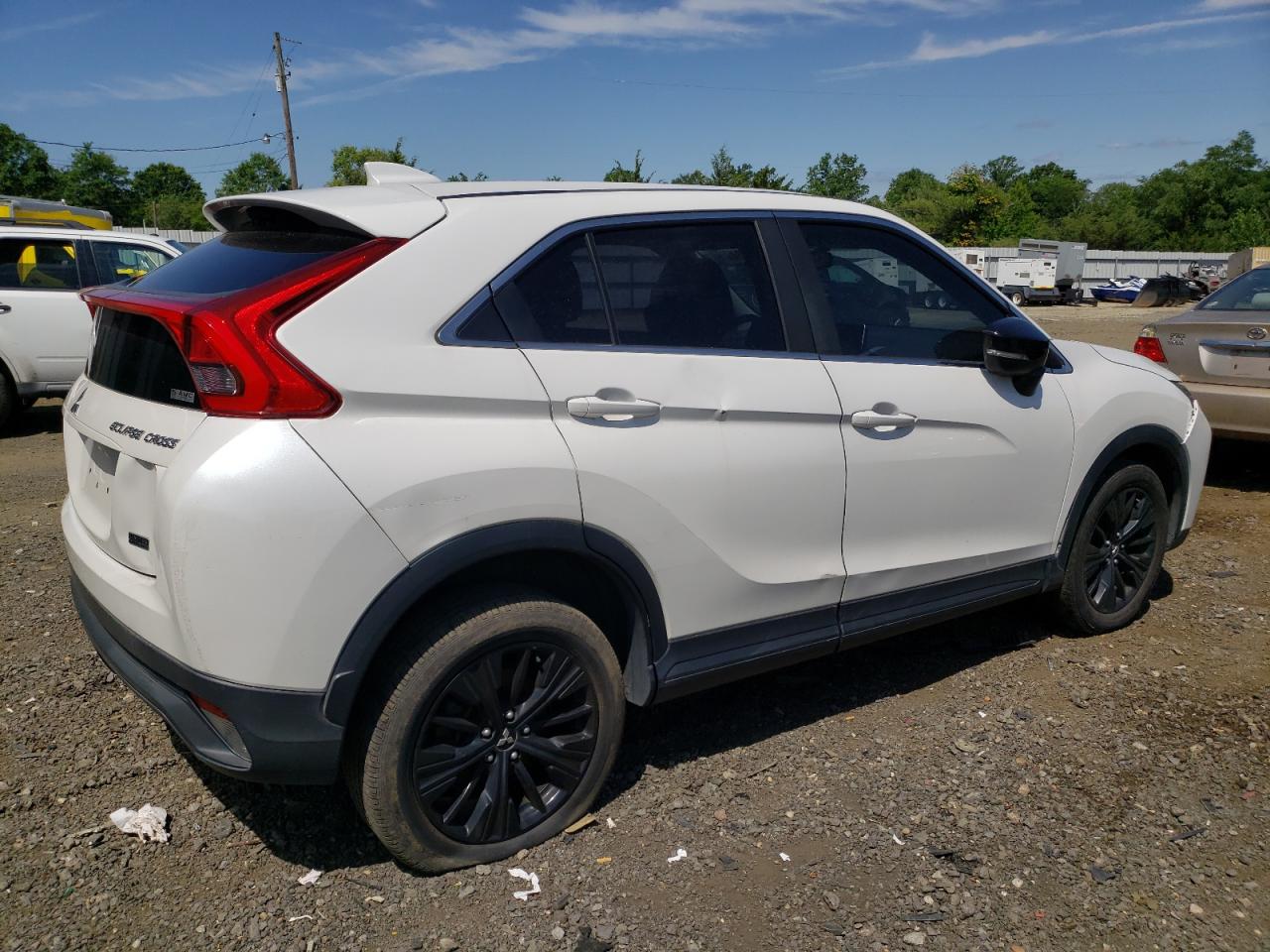 2019 Mitsubishi Eclipse Cross Le vin: JA4AT4AA5KZ020179