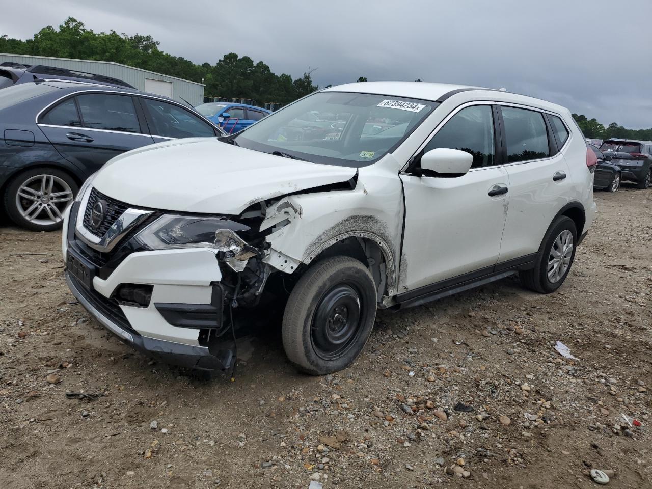 KNMAT2MT5JP618094 2018 Nissan Rogue S