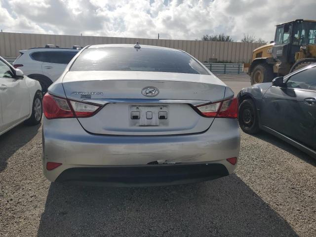 2014 Hyundai Sonata - Image 6