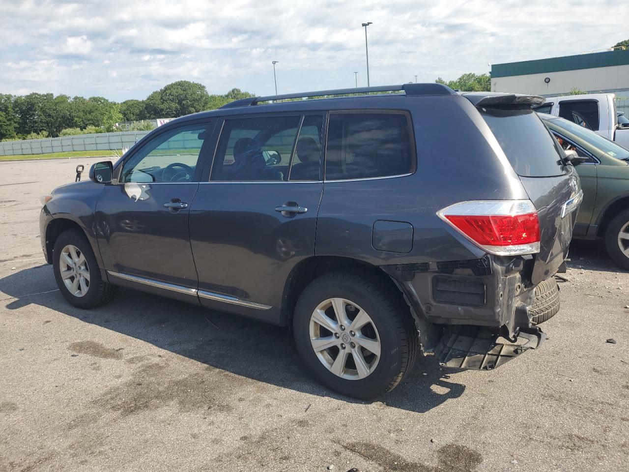 5TDBK3EH7CS119555 2012 Toyota Highlander Base