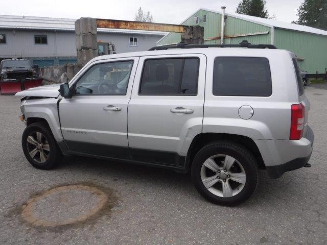 VIN 1C4NJRFB4DD108684 2013 Jeep Patriot, Latitude no.2