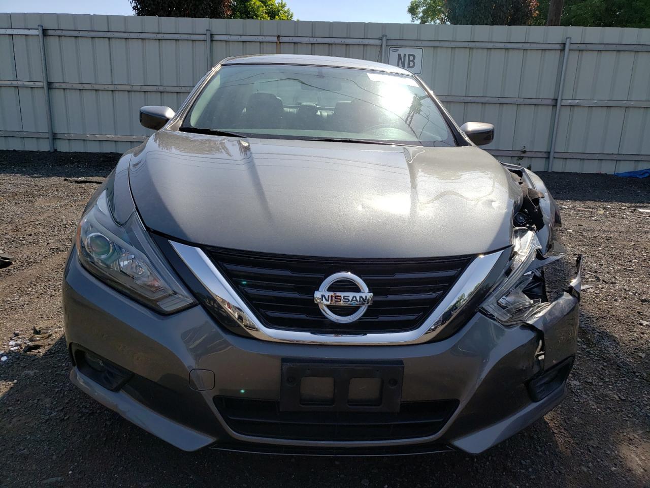 2018 Nissan Altima 2.5 vin: 1N4AL3AP7JC274164