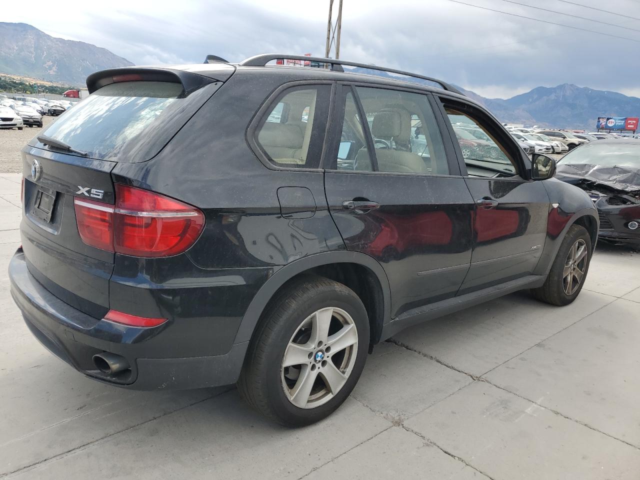 2013 BMW X5 xDrive35I vin: 5UXZV4C54D0E10427