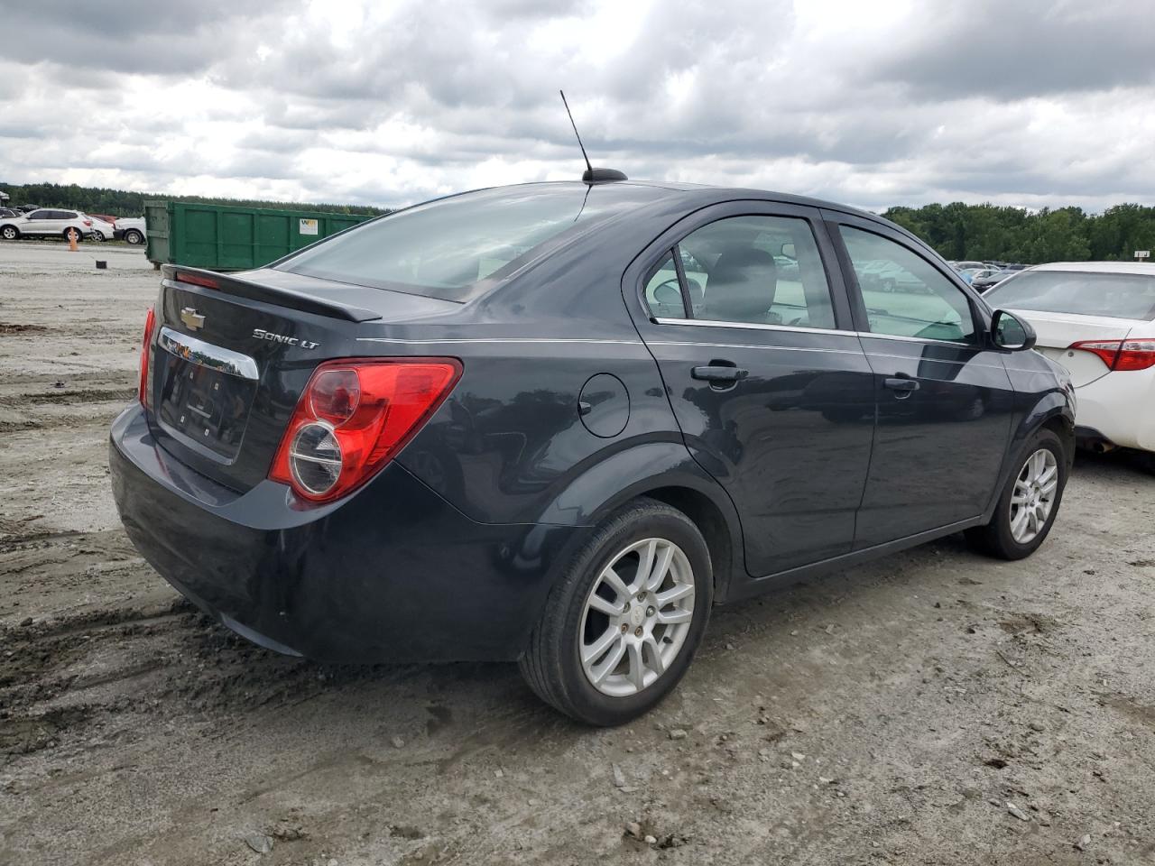 Lot #2952705167 2015 CHEVROLET SONIC LT