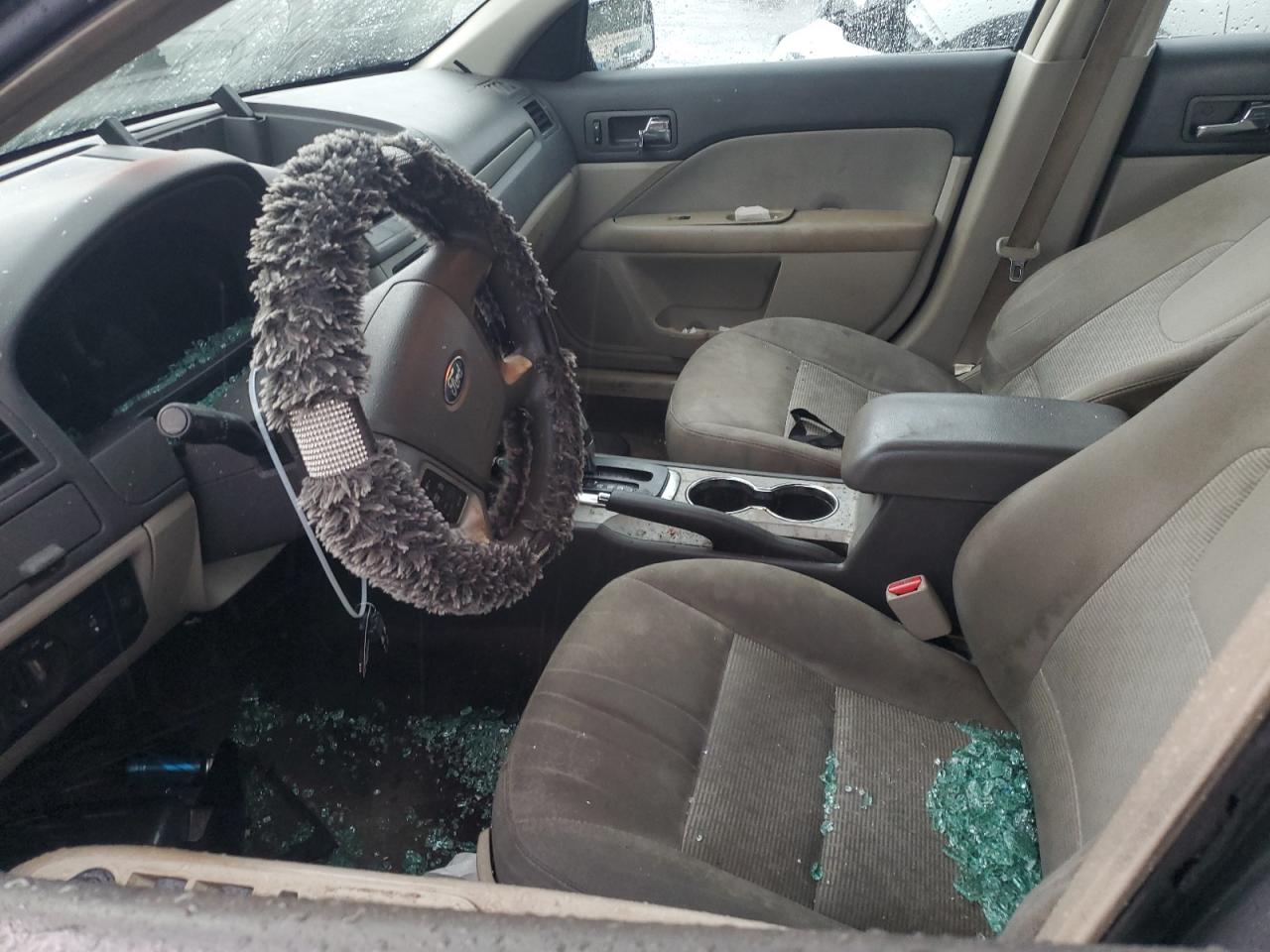 3FAHP0HA6AR231598 2010 Ford Fusion Se