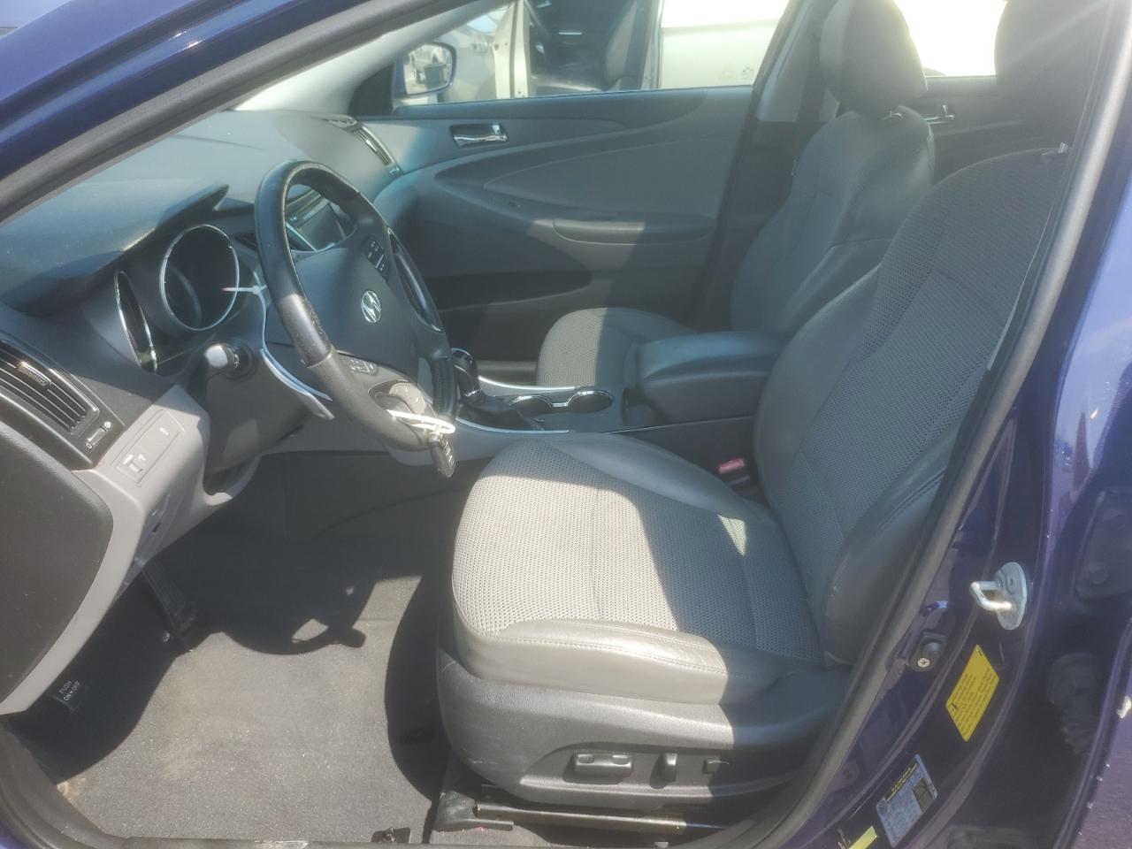 5NPEC4AC2BH062633 2011 Hyundai Sonata Se