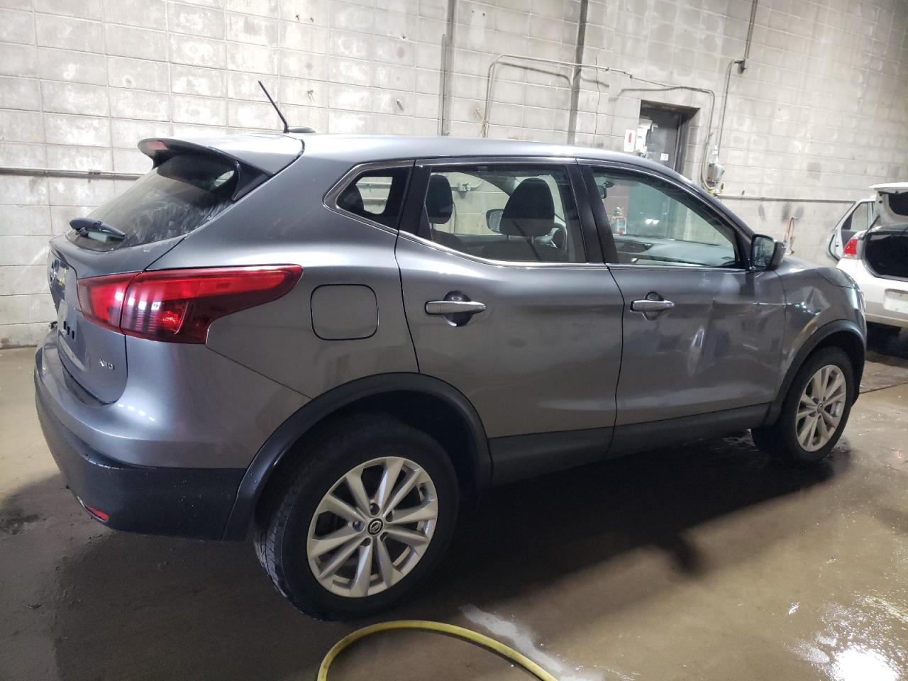 2019 Nissan Rogue Sport S vin: JN1BJ1CR1KW318296