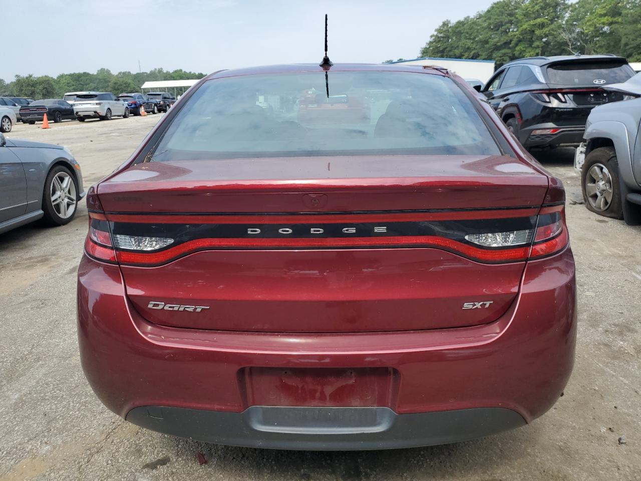 1C3CDFBB8FD337427 2015 Dodge Dart Sxt
