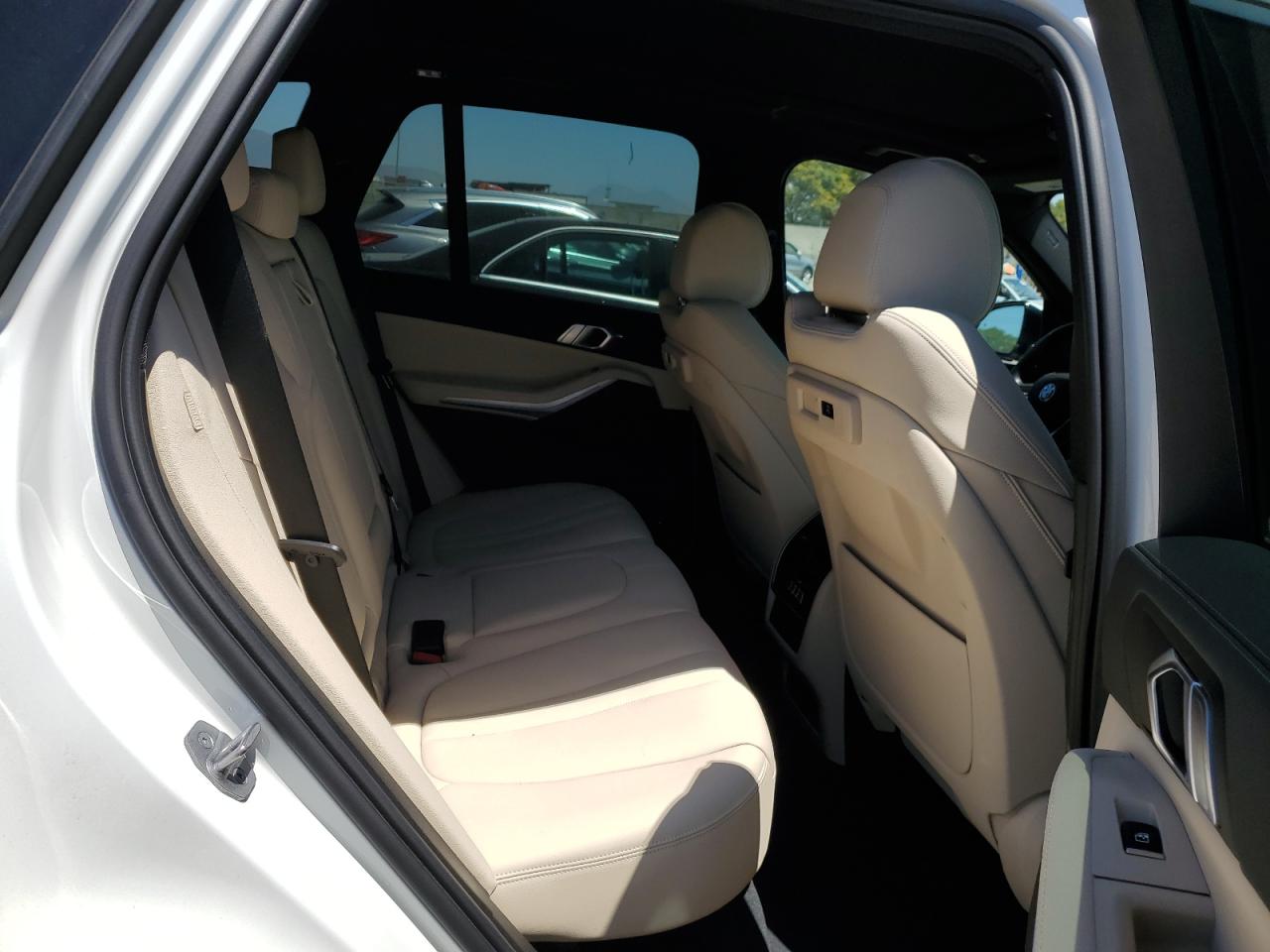 5UXCR4C09N9L75974 2022 BMW X5 Sdrive 40I