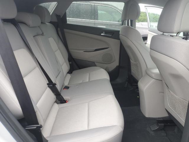 2017 HYUNDAI TUCSON KM8J33A42HU278025