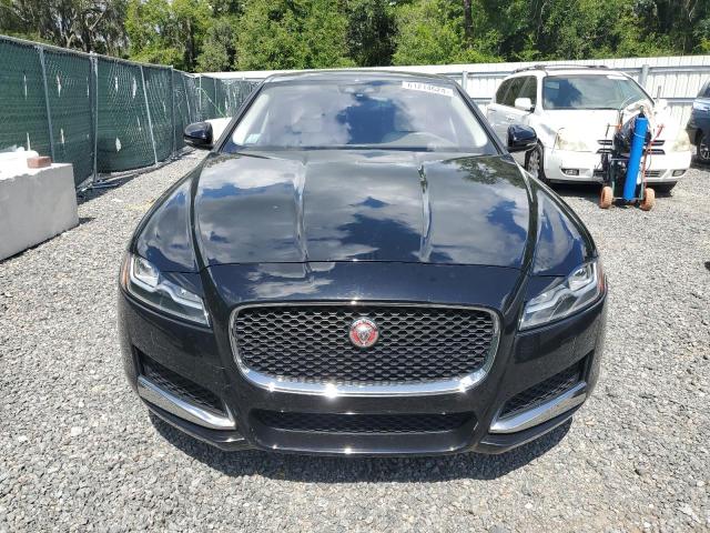 VIN SAJBE4BV3HCY29344 2017 Jaguar XF, Prestige no.5