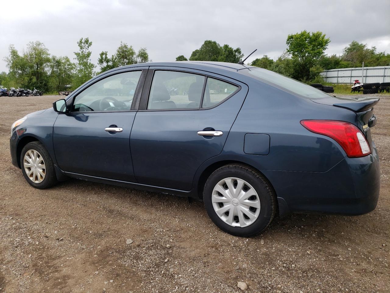 Lot #2878922686 2017 NISSAN VERSA S