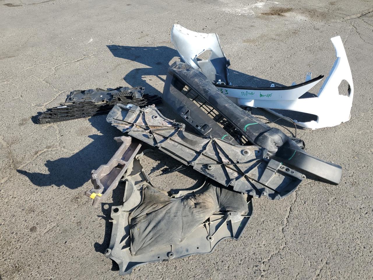 2T3MWRFV6LW076460 2020 Toyota Rav4 Le