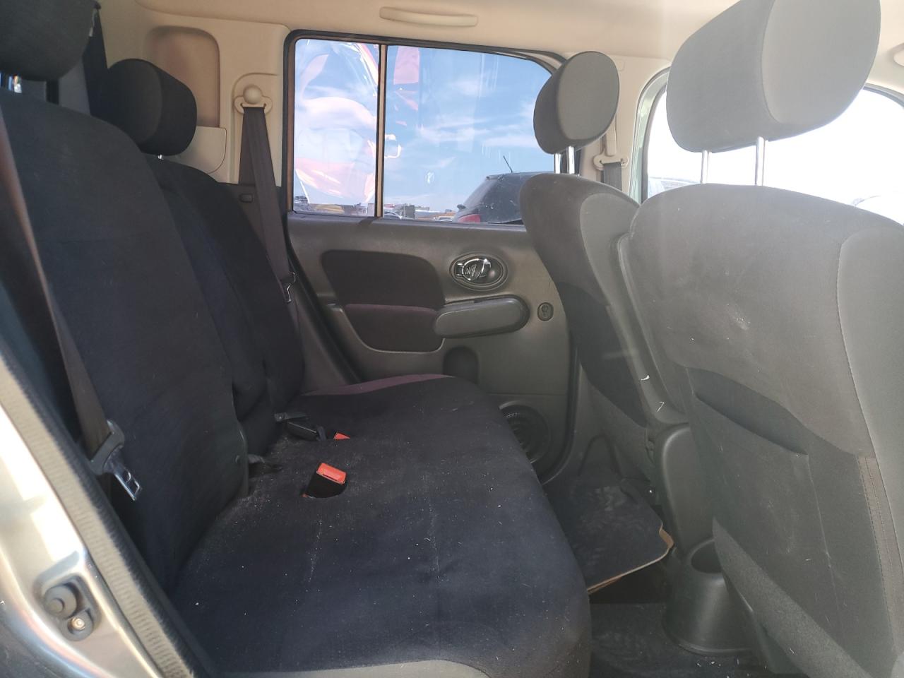 JN8AZ2KR3AT169564 2010 Nissan Cube Base