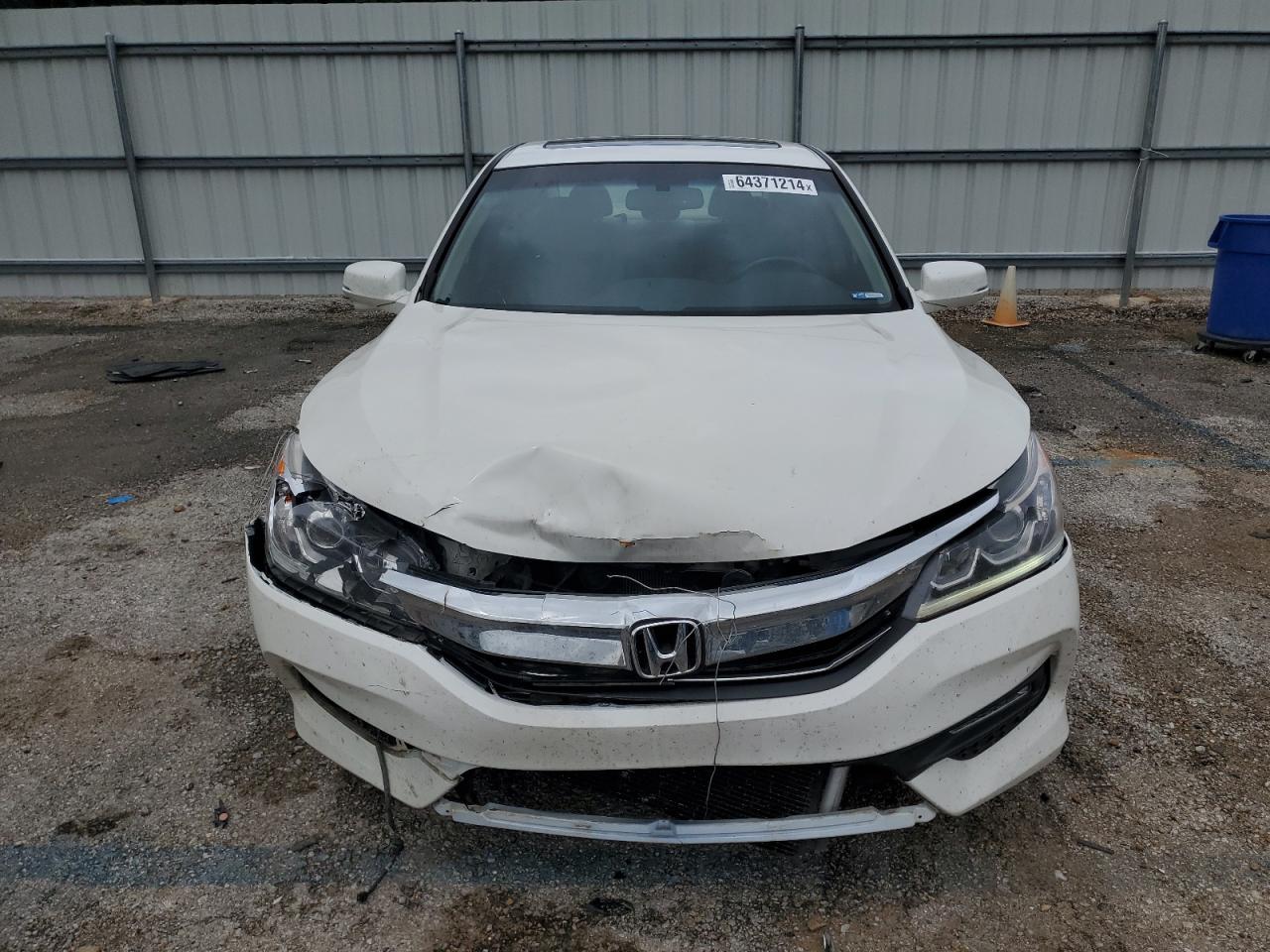 Lot #2836332522 2016 HONDA ACCORD EXL