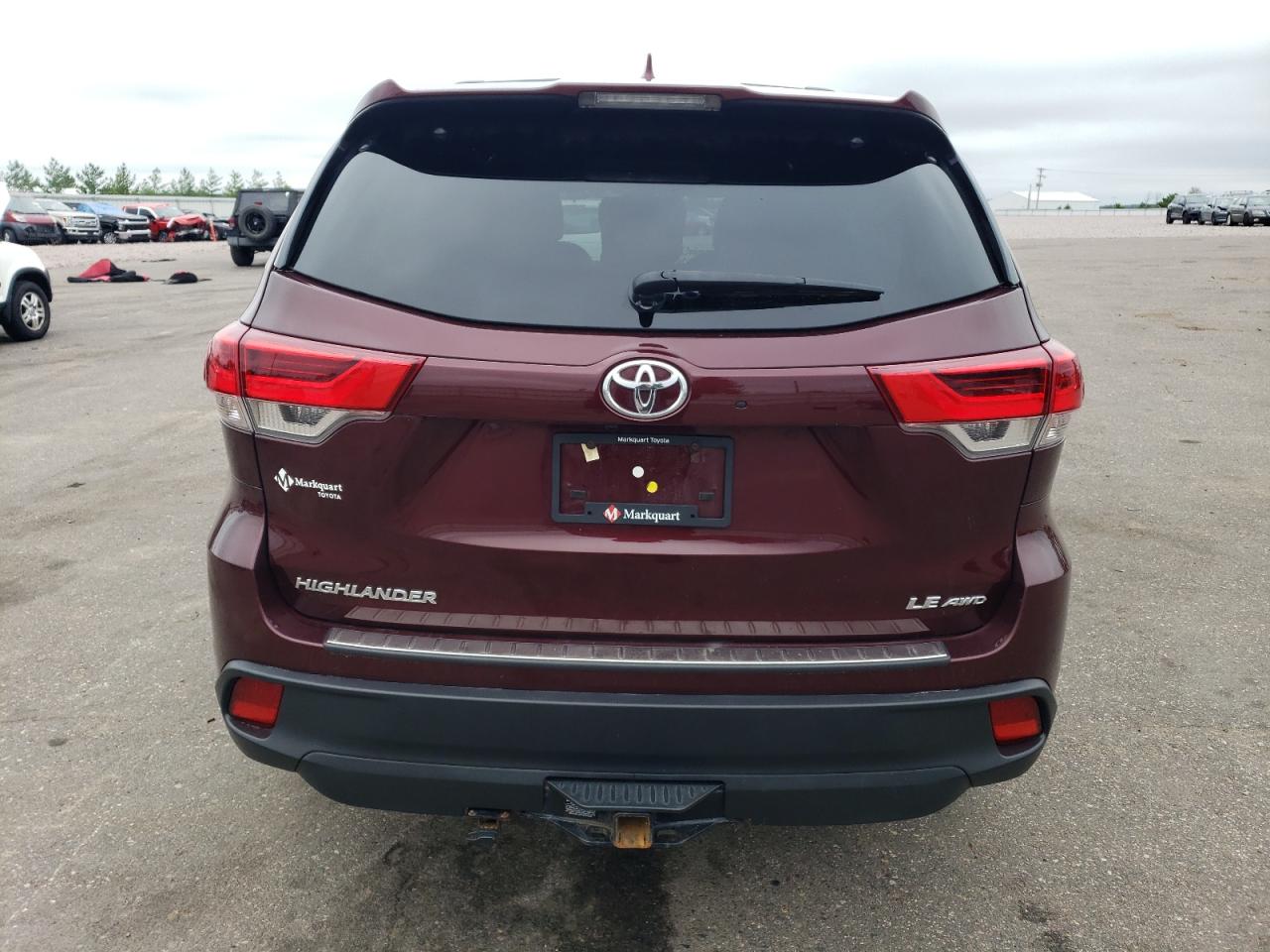 5TDBZRFHXKS983432 2019 Toyota Highlander Le