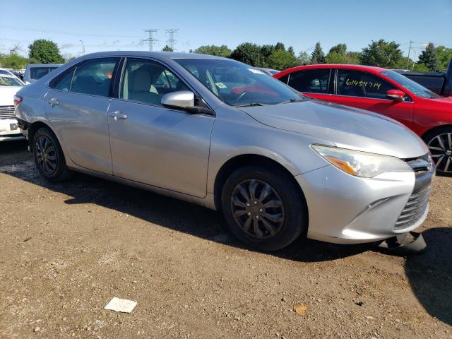 VIN 4T1BF1FK0FU042848 2015 Toyota Camry, LE no.4