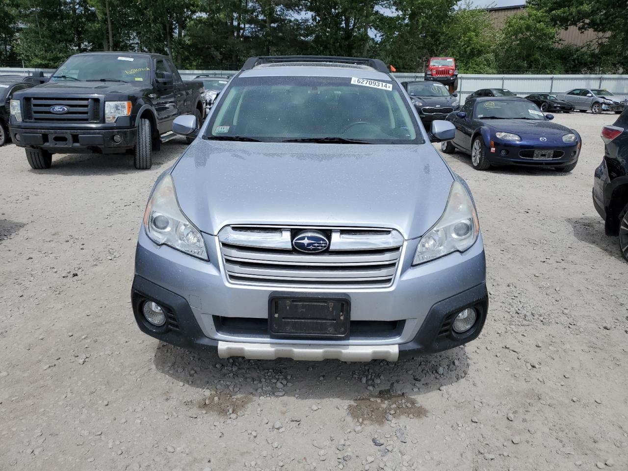 2014 Subaru Outback 2.5I Limited vin: 4S4BRBMC4E3316484