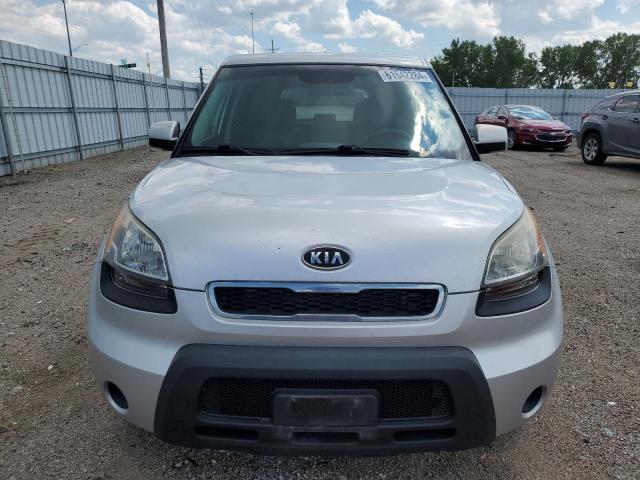 2011 Kia Soul + VIN: KNDJT2A27B7308347 Lot: 61542284