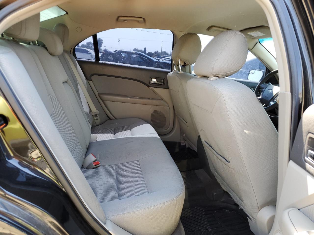 3FAHP0HA8CR307020 2012 Ford Fusion Se