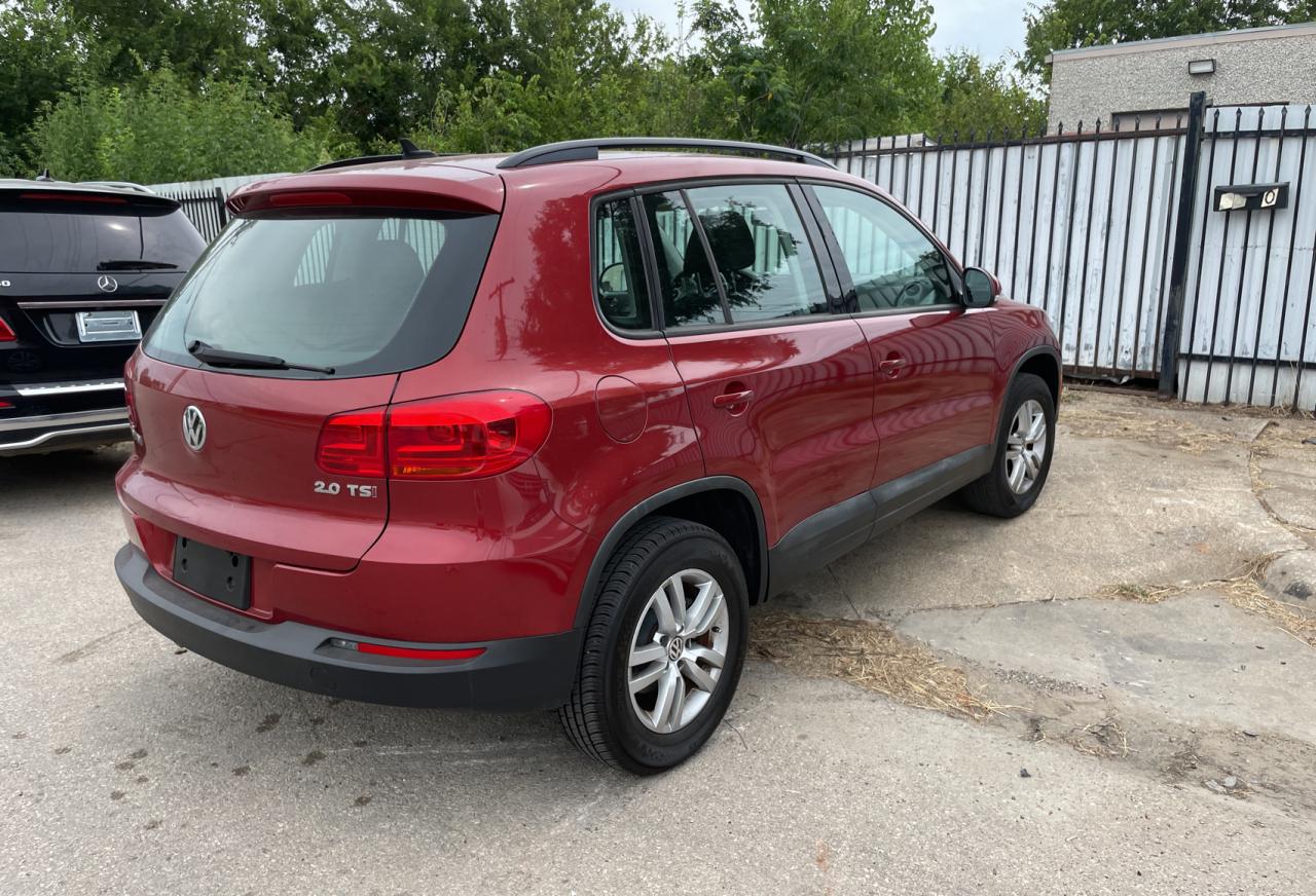 2015 Volkswagen Tiguan S vin: WVGAV7AX1FW103519